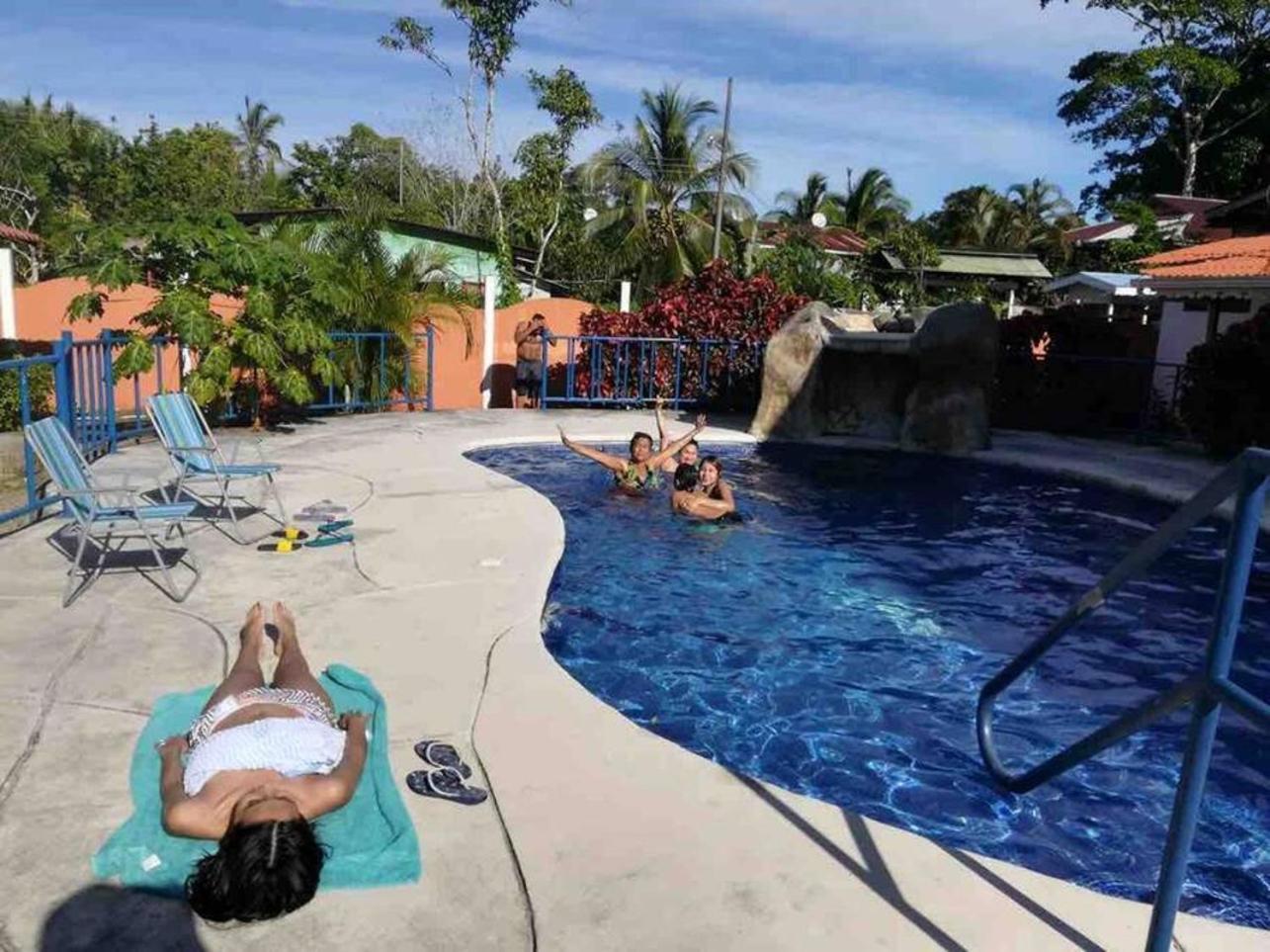 Poolside Beach House At Pangea Lodge Manzanillo  Exterior foto
