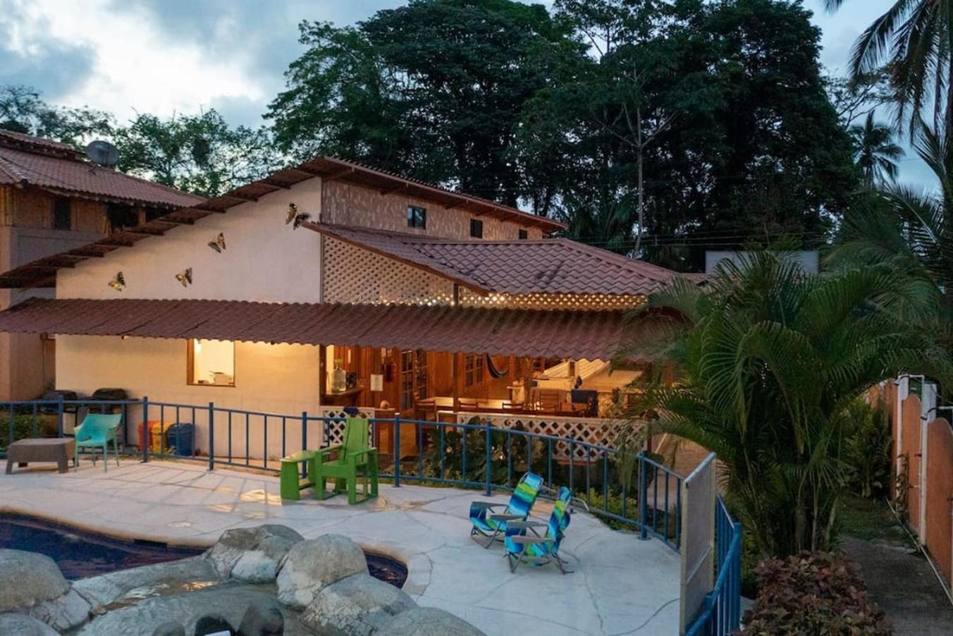 Poolside Beach House At Pangea Lodge Manzanillo  Exterior foto